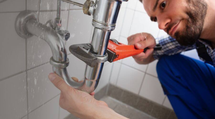 Professional same day plumber services in Iowa City, IA